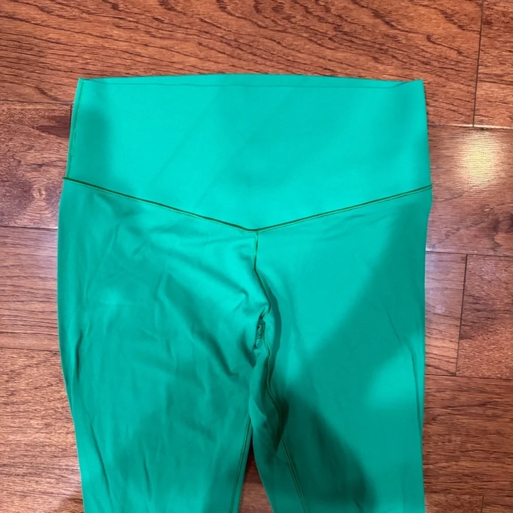 Green Women's High-Waisted Leggings Aerie Offline NWOT L - Picture 3 of 6